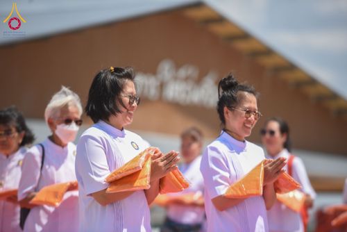 ภาพ No.211508:วันอาทิตย์ที่ 16 มีนาคม พ.ศ. 2568 พิธีทอดผ้าป่าฉลองปทุมเจดีย์ ณ ศูนย์อบรมเยาวชนปัตตานี