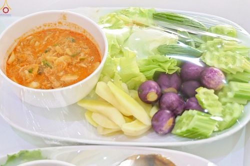 ภาพ No.248509:วันที่ 27 กันยายน พ.ศ. 2568 พิธีถวายเมนูสวรรค์เพื่อการบรรลุธรรม ณ หอฉันคุณยายอาจารย์ฯ วัดพระธรรมกาย