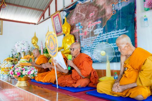 ภาพ No.262118:วันที่ 21 ตุลาคม พ.ศ. 2568 พิธีทอดกฐินสามัคคีทั่วไทย 30,000 วัด โดยคณะศิษยานุศิษย์ บูชาธรรม 81 ปี หลวงพ่อธัมมชโย ณ วัดเขากำแพง อ.เทพสถิต จ.ชัยภูมิ