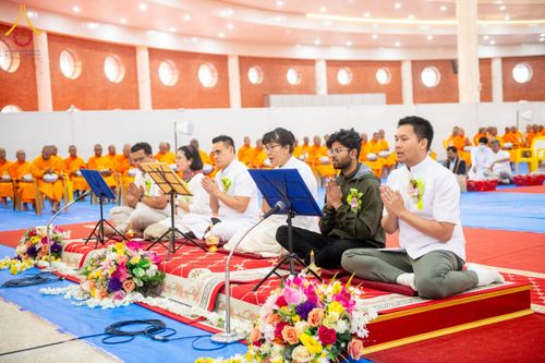 ภาพ No.210181:วันพฤหัสบดีที่ 6 มีนาคม พ.ศ. 2568 ตักบาตรฉลองสามเณรใหม่ โครงการบรรพชาสามเณรท้องถิ่นชาวเนปาล 500 รูป ณ ลุมพินี ประเทศเนปาล