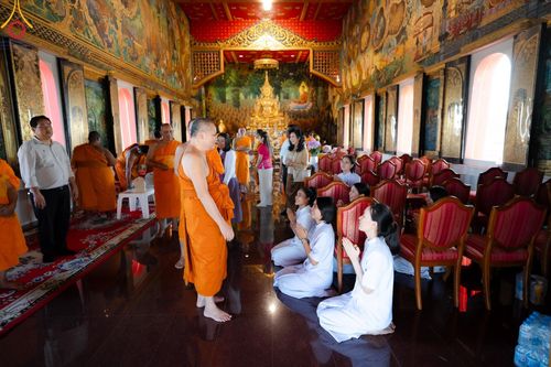 ภาพ No.124050:ผู้รักษาการแทนเจ้าอาวาสวัดมหาจุฬาลงกรณราชูทิศ เมตตาแต่งตั้งให้   “พระมหารณภพ โชติลาโภ” เจ้าอาวาสวัดพระธรรมกายลอนดอน ประเทศอังกฤษ ดำรงตำแหน่งฐานานุกรม ที่ “พระครูวินัยธร” ณ พระอุโบสถกลางน้ำ วัดมหาจุฬาลงกรณราชูทิศ