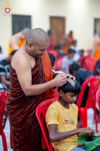 ภาพ No.231028:วันที่ 1 กรกฎาคม พ.ศ. 2568 โครงการบรรพชาสามเณร 300 รูป ถวายเป็นพุทธบูชา  วันอาสาฬหบูชา ณ จุดกำเนิดพระรัตนตรัย  ต้นแหล่งธัมมจักกัปปวัตตนสูตร เมืองพาราณสี  สารนาถ ประเทศอินเดีย