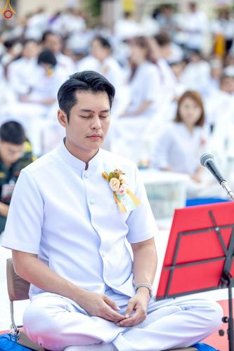 ภาพ No.237045:วันอาทิตย์ที่ 10 สิงหาคม พ.ศ. 2568 มหาสังฆทานครั้งยิ่งใหญ่ ตักบาตรพระ 10,000 รูป ถ.นิพัทธ์อุทิศ 3 ใจกลางนครหาดใหญ่ จ.สงขลา (ชุดที่ 2)