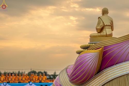 ภาพ No.118451:พิธีตักบาตรพระธรรมยาตรา ปีที่ 12 ณ อนุสรณ์สถานลำดับที่ 5 สถานที่เผยแผ่วิชชาธรรมกายครั้งแรก อนุสรณ์สถานบางปลา จ.นครปฐม วันที่ 25 มกราคม พ.ศ. 2567