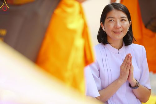ภาพ No.190599:พิธีต้อนรับพระธรรมยาตรา ณ อนุสรณ์สถาน สถานที่ตั้งมโนปณิธานบวชตลอดชีวิต อนุสรณ์สถานคลองบางนางแท่น อ.สามพราน จ.นครปฐม ในโครงการธรรมยาตรา กตัญญูบูชา มหาปูชนียาจารย์ พระมงคลเทพมุนี(สด จนฺทสโร) พระผู้ปราบมาร อนุสรณ์สถาน 7 แห่ง ปีที่ 13 วันที่ 7 ม.ค.2568