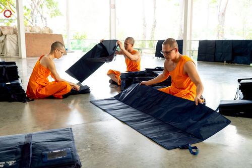 ภาพ No.218367:วันที่ 14-15 เมษายน พ.ศ. 2568 การเตรียมงานเครื่องเสียง , การเตรียมงานติดผ้ารับประเคน , การเตรียมงานเครื่องนอนพระสังฆาธิการ , การเตรียมงานจุดนั่งสาธุชน , การเตรียมงานถุงน้ำถ่วงน้ำหนักโต๊ะ , การเตรียมงานภาชนะฉันภัตตาหาร เพื่องานวันคุ้มครองโลก 22 เมษายน พ.ศ