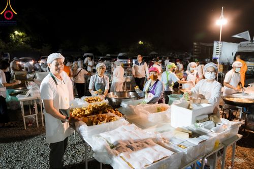 ภาพ No.114465:พิธีถวายภัตตาหารเป็นสังฆทาน แด่คณะพระธรรมยาตรา ปีที่ 12 วันที่ 18 มกราคม พ.ศ. 2567 ณ วัดโบสถ์(บน) บางคูเวียง จ.นนทบุรี