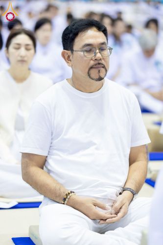 ภาพ No.277126:วันอาทิตย์ที่ 7 ธันวาคม พ.ศ. 2568 พิธีบูชาข้าวพระ ณ สภาธรรมกายสากล วัดพระธรรมกาย