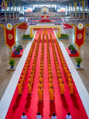 ภาพ No.153181:พิธีมุทิตาสักการะ พระภิกษุ-สามเณร ผู้สอบไล่ได้เปรียญธรรม ประโยค 1-2 ถึงประโยค ป.ธ.9 และบาลีศึกษา ประโยค1-2 ถึง บ.ศ.9 , พิธีมอบดวงแก้วสามเณรผู้ทรงบาลีไวยากรณ์ วัดพระธรรมกาย และ ศูนย์ส่งเสริมศีลธรรมในประเทศและต่างประเทศ วันอาทิตย์ที่ 8 กันยายน พ.ศ.2567