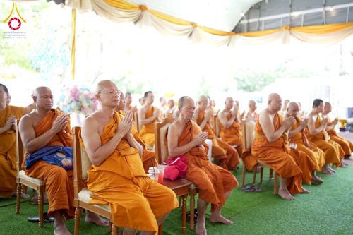 ภาพ No.274396:วันที่ 4 พฤศจิกายน พ.ศ. 2568 พิธีทอดกฐินสามัคคีทั่วไทย ณ วัดวังปลาสร้อย ต.ดอนคา อ.ท่าตะโก จ.นครสวรรค์ โดยคณะศิษยานุศิษย์ บูชาธรรม 81 ปี หลวงพ่อธัมมชโย