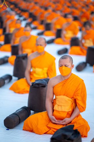 ภาพ No.108188:พระธรรมยาตราร่วมปฏิบัติธรรม และถ่ายภาพหมู่ประวัติศาสตร์ วันที่ 8 มกราคม พ.ศ. 2567  ณ อนุสรณ์สถานบางนางแท่น จ.นครปฐม