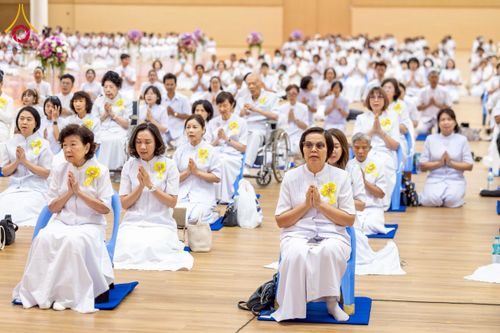 ภาพ No.232498:วันอาทิตย์ที่ 6 กรกฏาคม พ.ศ. 2568 พิธีมุทิตาสักการะพระครูสัญญาบัตร ปีพุทธศักราช 2568 ณ ห้องแก้วสารพัดนึก2 สภาธรรมกายสากล วัดพระธรรมกาย