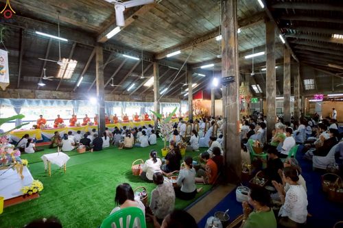 ภาพ No.271581:วันที่ 29 ตุลาคม พ.ศ. 2568 พิธีทอดกฐินสามัคคีทั่วไทย ณ วัดกำแพงงาม ต.บ้านกล้วย อ.เมือง จ.สุโขทัย โดยคณะศิษยานุศิษย์ บูชาธรรม 81 ปี หลวงพ่อธัมมชโย