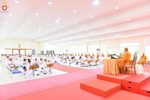 ภาพ No.149567:พิธีทอดผ้าป่ามหามงคล เพื่องานพระพุทธศาสนา , พิธีเจริญพระพุทธมนต์ และพิธีถวายสังฆทานแด่คณะสงฆ์ เนื่องในวันธรรมชัย 56 พรรษา น้อมบูชาธรรมหลวงพ่อธัมมชโย ณ ธรรมอุทยานบ้านแป้ง จ.สิงห์บุรี วันเสาร์ที่ 24 สิงหาคม พ.ศ. 2567