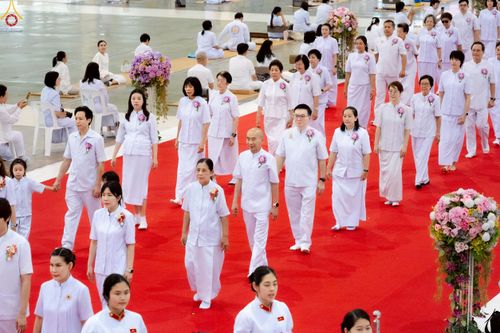 ภาพ No.247046:วันที่ 21 กันยายน พ.ศ. 2568 งานบุญวันอาทิตย์ พิธีจุดเทียนใจ ไฟนิรันด์ อนันตชัย ณ วัดพระธรรมกาย จ.ปทุมธานี