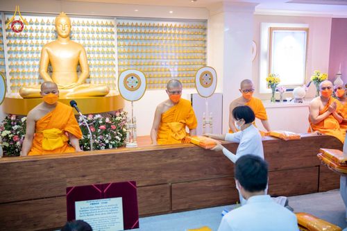 ภาพ No.68037:พิธีบรรพชาสามเณร รุ่นที่ 9 ประจำปี 2565 ณ วัดพระธรรมกายฮ่องกง ประเทศสาธารณรัฐประชาชนจีน วันที่ 24 ธันวาคม พ.ศ. 2565