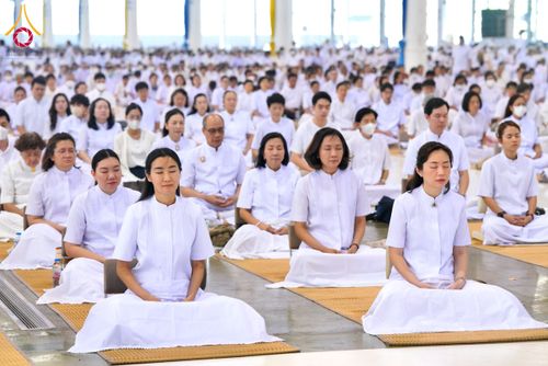 ภาพ No.126609:พิธีบูชาข้าวพระ ในวันอาทิตย์ต้นเดือนที่ 3 มีนาคม พ.ศ. 2567 ณ วัดพระธรรมกาย จ.ปทุมธานี