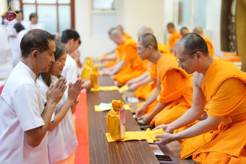 ภาพ No.183787:พิธีทอดกฐิน วัดพระธรรมกายไทเป ประเทศไต้หวัน  บูชาธรรม 80 ปี หลวงพ่อธัมมชโย โดยคณะศิษยานุศิษย์วัดพระธรรมกาย วันที่ 10 พฤศจิกายน พ.ศ. 2567