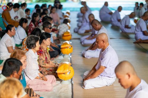 ภาพ No.101322:พิธีบรรพชาธรรมทายาท ในโครงการอุปสมบทบูชาธรรม มหาปูชนียาจารย์ พ.ศ. 2566 ณ วัดท่าสุวรรณ จ.ราชบุรี วันที่ 6 ธันวาคม พ.ศ. 2566