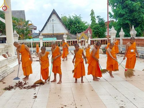 ภาพ No.218209:วันอังคารที่ 16 เมษายน พ.ศ. 2568 กิจกรรมสามเณรเดินธรรมยาตรา ในโครงการบรรพชา สามเณรภาคฤดูร้อนปี 2568 ศูนย์ปฏิบัติธรรมเขาคิชฌกูฏ จันทบุรี