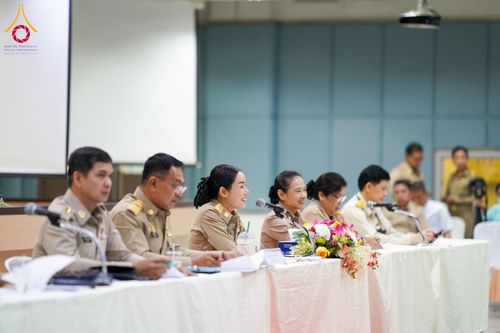 ภาพ No.122964:อำเภอคลองหลวง จัดประชุมกำนัน ผู้ใหญ่บ้าน แพทย์ประจำตำบล ผู้ช่วยผู้ใหญ่บ้าน สารวัตรกำนัน ฯลฯ ประจำเดือนกุมภาพันธ์ พ.ศ. 2567 ณ วัดพระธรรมกาย