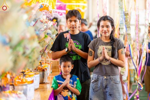 ภาพ No.167047:พิธีทอดกฐิน ณ วัดอัยยิการาม จ.ปทุมธานี ในโครงการกฐินสามัคคีทั่วไทย 30,000 วัด บูชาธรรม 80 ปี หลวงพ่อธัมมชโย โดยคณะศิษยานุศิษย์วัดพระธรรมกาย วันที่ 23 ตุลาคม พ.ศ. 2567