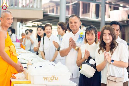 ภาพ No.115621:พิธีถวายภัตตาหารเป็นสังฆทาน แด่คณะพระธรรมยาตรา ปีที่ 12 วันที่ 20 มกราคม พ.ศ. 2567 ณ วัดโบสถ์(บน) บางคูเวียง จ.นนทบุรี