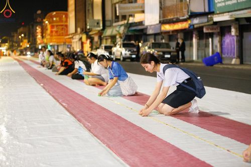 ภาพ No.126756:V.30 เต็มที่ เพื่อโคราช การเตรียมงาน ปฏิบัติงาน และเก็บงาน ของเจ้าหน้าที่หน่วยงานต่างๆ ทุกภาคส่วน เพื่อพิธีทำบุญเมืองนครราชสีมา ฉลอง 556 ปี ตักบาตรพระ 10,000 รูป ในวันเสาร์ที่ 2 มีนาคม พ.ศ.2567 ณ อนุสาวรีย์ท้าวสุรนารี จ.นครราชสีมา จัดโดย คณะสงฆ์จังหวัดนค