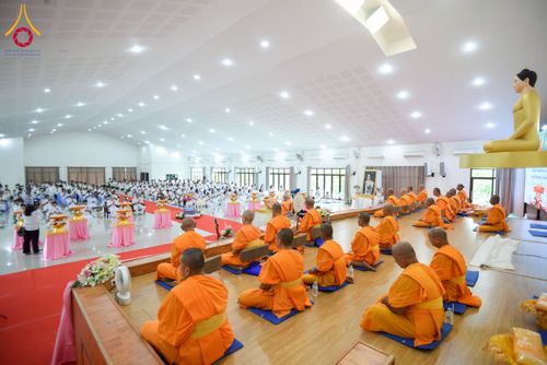 ภาพ No.270219:วันอาทิตย์ที่ 9 พฤศจิกายน พ.ศ. 2568 พิธีทอดผ้าป่าสร้างองค์พระเจดีย์สระบุรี สถาปนาองค์พระเจดีย์ เพื่อสร้างสันติภาพโลก ณ ศูนย์ปฏิบัติธรรมสระบุรี อ.พระพุทธบาท จ.สระบุรี