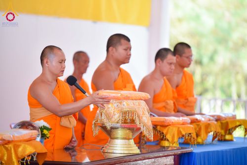 ภาพ No.313056:วันเสาร์ที่ 28 กุมภาพันธ์  พ.ศ. 2569 พิธีทอดผ้าป่าสามัคคีเพื่อสร้างอาคารที่พักสามเณร ณ ศูนย์ปฏิบัติธรรมสวนผึ้ง จ.ราชบุรี