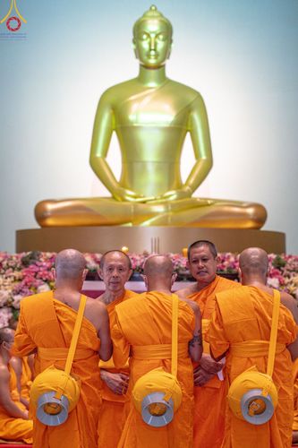 ภาพ No.141534:พิธีบรรพชาอุปสมบท โครงการอุปสมบทหมู่รุ่นผู้บริหาร รุ่นที่ 14 โครงการอุปสมบทหมู่ธรรมทายาท ระดับอุดมศึกษา รุ่นที่ 51 ภาคฤดูฝน ณ โบสถ์พระไตรปิฎก วัดพระธรรมกาย ในวันเสาร์ที่ 15 มิถุนายน พ.ศ. 2567