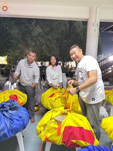 ภาพ No.204219:V.52 สารพัดV สารพัดดี ที่วัดสองพี่น้อง ในโครงการธรรมยาตรา กตัญญูบูชา มหาปูชนียาจารย์ พระมงคลเทพมุนี(สด จนฺทสโร) พระผู้ปราบมาร อนุสรณ์สถาน 7 แห่ง ปีที่ 13 ระหว่างวันที่ 2-31 มกราคม พ.ศ. 2568