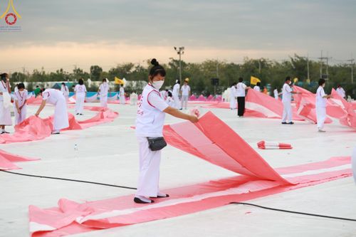 ภาพ No.119586:V.18 ทันทีม การเตรียมงาน เก็บงาน การรับบุญของเจ้าหน้าที่หน่วยงานต่างๆ เพื่อโครงการธรรมยาตรา กตัญญูบูชามหาปูชนียาจารย์ พระมงคลเทพมุนี (สด จนฺทสโร) พระผู้ปราบมาร อนุสรณ์สถาน 7 แห่ง ปีที่ 12 ระหว่างวันที่ 2 - 31 มกราคม พ.ศ.2567