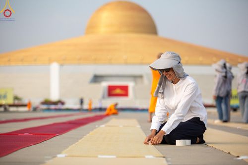 ภาพ No.121046:V.20 เป็นปลื้ม การเตรียมงาน เก็บงาน การรับบุญของเจ้าหน้าที่หน่วยงานต่างๆ เพื่อโครงการธรรมยาตรา กตัญญูบูชา มหาปูชนียาจารย์ พระมงคลเทพมุนี (สด จนฺทสโร) พระผู้ปราบมาร อนุสรณ์สถาน 7 แห่ง ปีที่ 12 ระหว่างวันที่ 2 - 31 มกราคม พ.ศ.2567