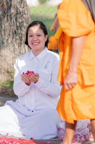 ภาพ No.287801:วันที่ 3 มกราคม พ.ศ. 2569 พิธีต้อนรับพระธรรมยาตรา ครั้งที่ 2 (ภาพชุดที่ 2) ในโครงการธรรมยาตรา กตัญญูบูชา มหาปูชนียาจารย์ พระมงคลเทพมุนี(สด จนฺทสโร) พระผู้ปราบมาร อนุสรณ์สถาน 7 แห่ง ปีที่ 14 ณ อนุสรณ์สถานมหาวิหารพระมงคลเทพมุนี (โลตัสแลนด์) อ.สองพี่น้อง จ.