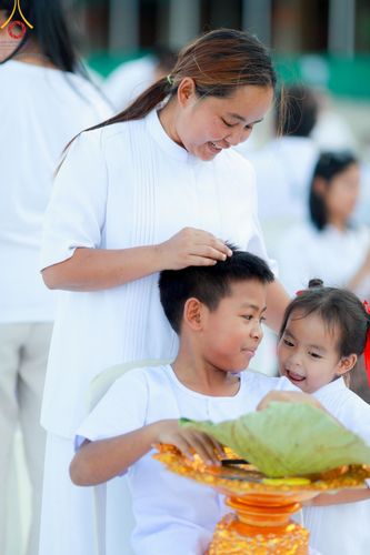 ภาพ No.132680:พิธีปลงผมยุวธรรมทายาท รุ่นที่ 32 มัชฌิมธรรมทายาท รุ่นที่ 28 ณ ลานธรรม วัดพระธรรมกาย วันเสาร์ที่ 30 มีนาคม พ.ศ. 2567