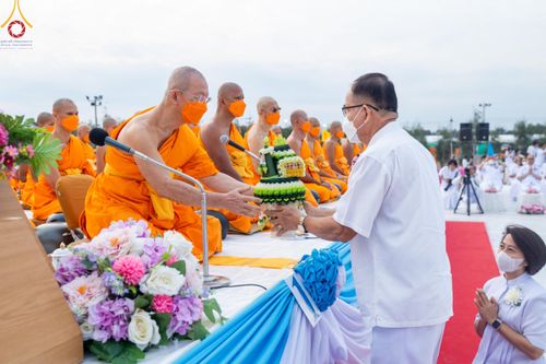 ภาพ No.118497:พิธีตักบาตรพระธรรมยาตรา ปีที่ 12 ณ อนุสรณ์สถานลำดับที่ 5 สถานที่เผยแผ่วิชชาธรรมกายครั้งแรก อนุสรณ์สถานบางปลา จ.นครปฐม วันที่ 25 มกราคม พ.ศ. 2567