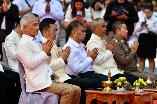 ภาพ No.126074:พิธีทำบุญเมืองนครราชสีมา ฉลอง 556 ปี ตักบาตรพระ 10,000 รูป ในวันเสาร์ที่ 2 มีนาคม พ.ศ.2567 ณ อนุสาวรีย์ท้าวสุรนารี จ.นครราชสีมา จัดโดย คณะสงฆ์จังหวัดนครราชสีมา ร่วมกับสำนักงานจังหวัดนครราชสีมา