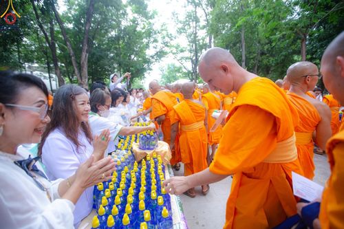 ภาพ No.145593:พิธีอธิษฐานพรรษาของคณะสงฆ์วัดพระธรรมกาย ณ อุโบสถพระไตรปิฎก วัดพระธรรมกาย วันอาทิตย์ที่ 21 กรกฎาคม พ.ศ. 2567
