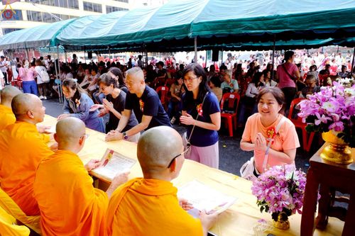 ภาพ No.238200:วันเสาร์ที่ 9 สิงหาคม พ.ศ. 2568 พิธีไถ่ชีวิตโค-โคท้อง 162 ตัว ณ ใจกลางนครหาดใหญ่ จ.สงขลา