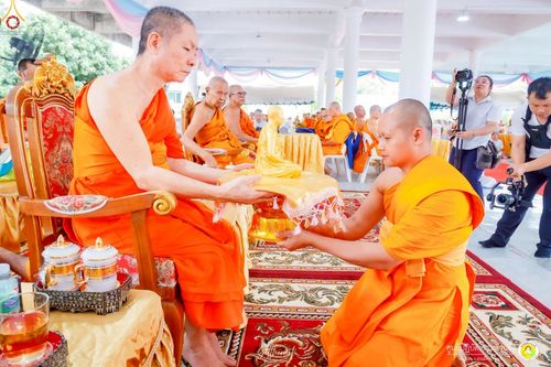 ภาพ No.236522:วันพุธที่ 30 กรกฏาคม  พ.ศ. 2568 พิธีถวายมหาสังฆทาน 81 วัด 81 ปี หลวงพ่อธัมชโย ครั้งที่ 2  ณ ศูนย์ปฏิบัติธรรมสวนผึ้ง ต.ท่าเคย อ.สวนผึ้ง จ.ราชบุรี