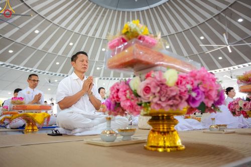 ภาพ No.157780:พิธีถวายภัตตาหารเมนูสวรรค์ ในพรรษาแห่งการเข้าถึงธรรม วันเสาร์ที่ 28 กันยายน พ.ศ. 2567 ณ หอฉันคุณยายอาจารย์ฯ วัดพระธรรมกาย