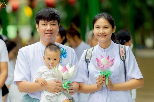 ภาพ No.227393:วันเสาร์ที่ 31 พฤษภาคม พ.ศ. 2568 พิธีเวียนประทักษิณรอบพระอุโบสถ ในพิธีอุปสมบท สามเณรเตรียม DCI รุ่นที่ 22 ณ อุโบสถพระไตรปิฎก วัดพระธรรมกาย