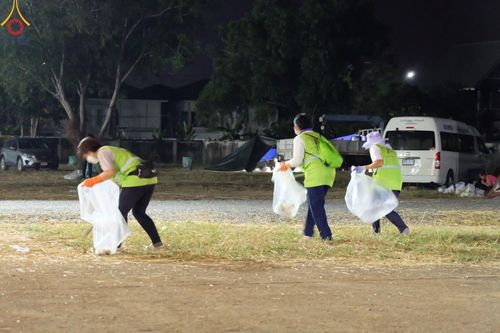 ภาพ No.116983:V.16 เป็นทีม การเตรียมงาน เก็บงาน การรับบุญของเจ้าหน้าที่หน่วยงานต่างๆ เพื่อโครงการธรรมยาตรา กตัญญูบูชามหาปูชนียาจารย์ พระมงคลเทพมุนี (สด จนฺทสโร) พระผู้ปราบมาร อนุสรณ์สถาน 7 แห่ง ปีที่ 12 ระหว่างวันที่ 2 - 31 มกราคม พ.ศ. 2567