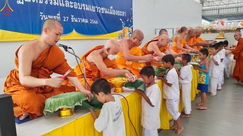 ภาพ No.133286:กิจวัตรกิจกรรมการฝึกตัวก่อนบวช และพิธีตัดปอยผมธรรมทายาท ณ ศูนย์ปฏิบัติธรรมและอบรมเยาวชนเมืองยะลา วันที่ 1-2 เมษายน พ.ศ. 2567