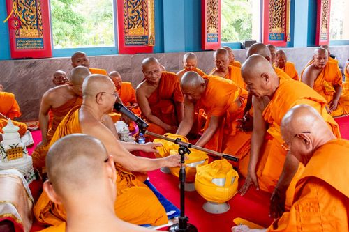 ภาพ No.276398:วันศุกร์ที่ 5 ธันวาคม 2568 (วันพ่อแห่งชาติ) พิธีบรรพชาอุปสมบทหมู่ธรรมทายาท จำนวน 14 รูป โครงการบรรพชาอุปสมบทหมู่ รุ่นบูชาธรรมมหาปูชนียาจารย์ ประจำปี 2568  ณ ศูนย์อบรมเยาวชนบางปะหัน จังหวัดพระนครศรีอยุธยา