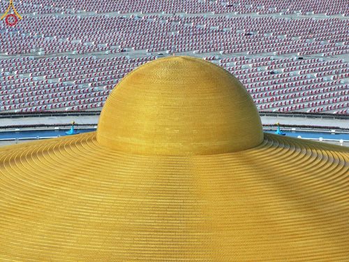 ภาพ No.218971:วันที่ 18-20 เมษายน พ.ศ. 2568 การเตรียมงานในลานธรรม , วิหารคด เพื่องานวันคุ้มครองโลก 22 เมษายน พศ. 2568