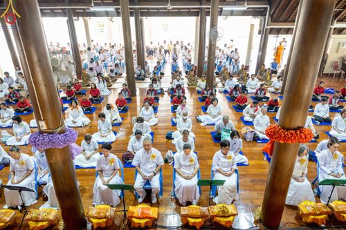 ภาพ No.191996:พิธีทอดผ้าป่าทำนุบำรุงศาสนสถาน ณ วัดสรรเพชญ ต.ยายชา อ.สามพราน จ.นครปฐม ในโครงการธรรมยาตรา กตัญญูบูชา มหาปูชนียาจารย์ พระมงคลเทพมุนี(สด จนฺทสโร) พระผู้ปราบมาร อนุสรณ์สถาน 7 แห่ง ปีที่ 13 วันที่ 9 มกราคม พ.ศ. 2568