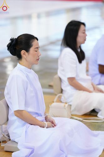 ภาพ No.151194:พิธีบูชาข้าวพระ ในวันอาทิตย์ต้นเดือน วันที่ 1 กันยายน พ.ศ. 2567 ณ สภาธรรมกายสากล วัดพระธรรมกาย