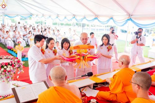 ภาพ No.259343:วันอาทิตย์ที่ 12 ตุลาคม พ.ศ. 2568 พิธีทอดกฐินบรมจักรพรรดิ สร้างอุโบสถ 82 ปี บูชาธรรมหลวงพ่อธัมมชโย ณ วัดพระธรรมกายแคลิฟอร์เนีย ประเทศสหรัฐอเมริกา 